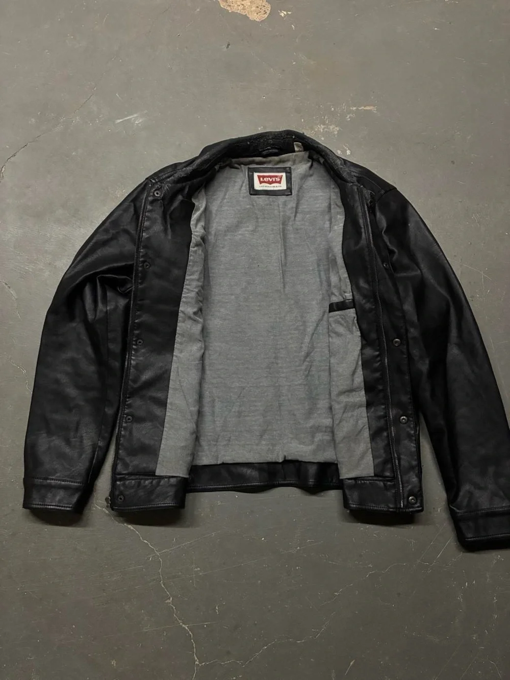 Levi's Black Faux Leather Trucker Bomber Jacket Men’s Large Biker